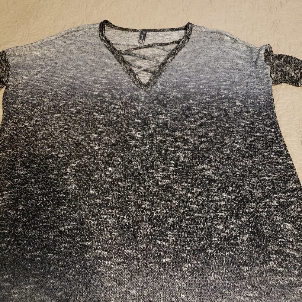 NU Label Lightweight Tunic Black/Gray/White